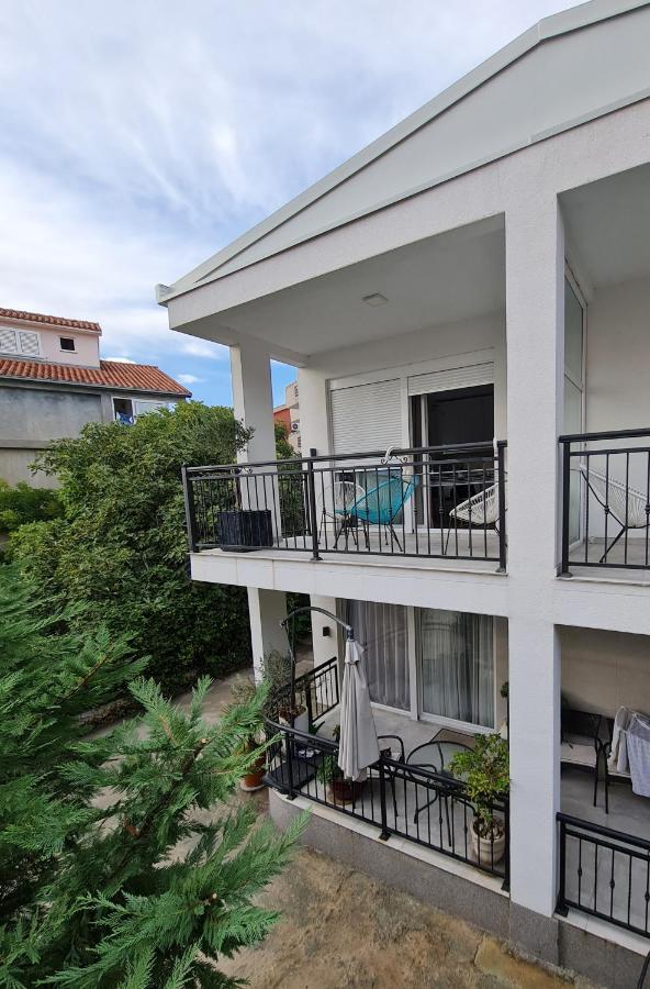 Apartments Tivat Exteriér fotografie