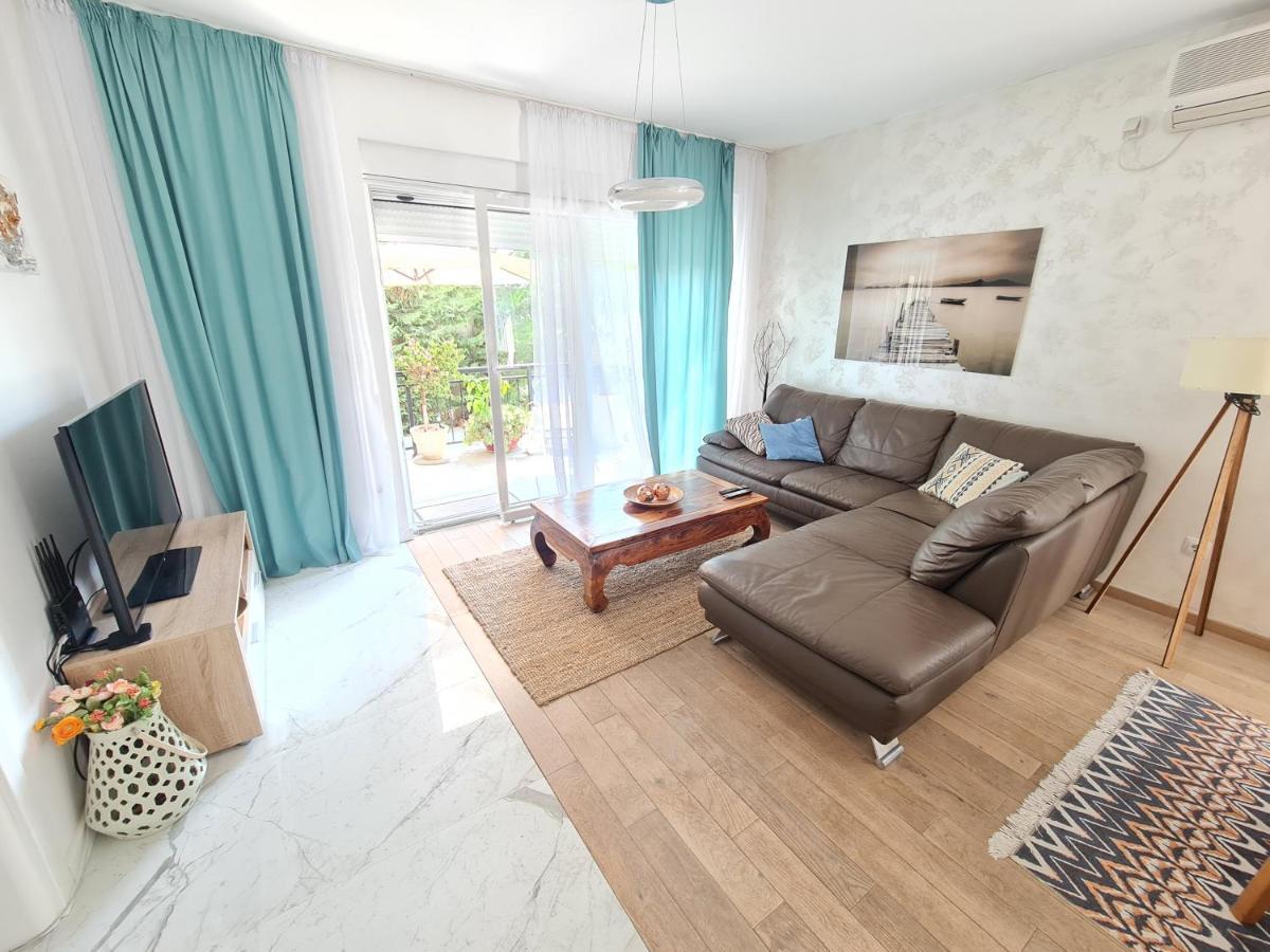 Apartments Tivat Exteriér fotografie