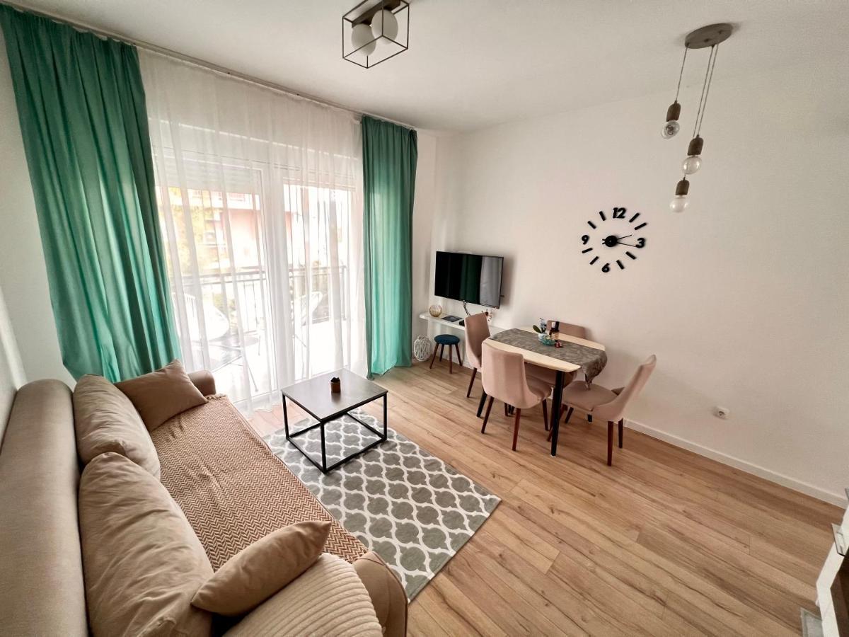 Apartments Tivat Exteriér fotografie
